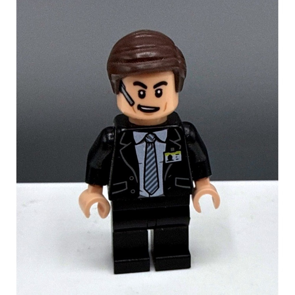 LEGO Marvel Super Heroes Agent Phil Coulson Minifigure Black Suit SH0368 76077